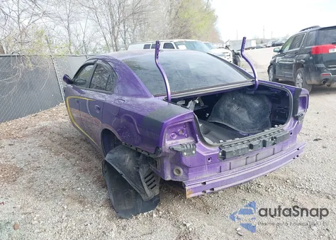 2013 Dodge Charger Srt8 Super Bee из США, поврежденный, VIN 2C3CDXGJ2DH672530